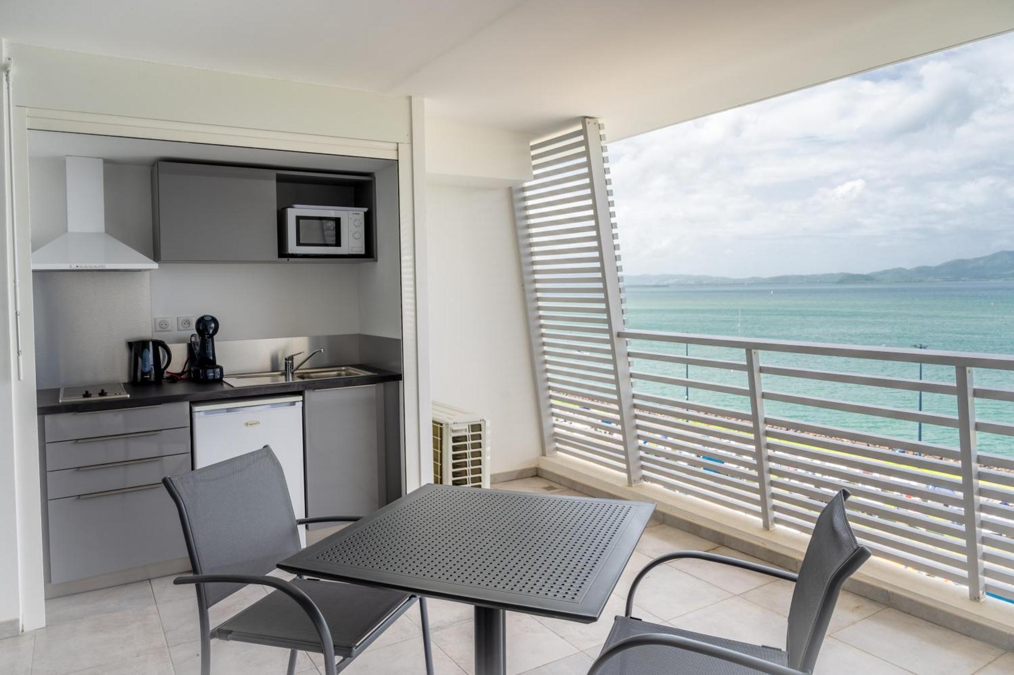B&B Home Fort-De-France Marina 외부 사진