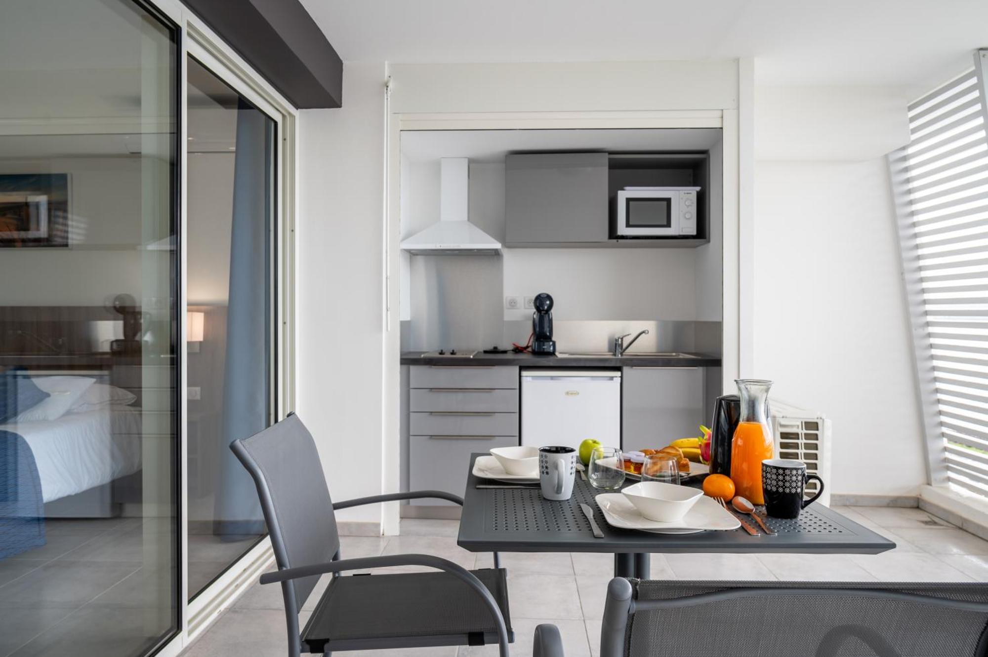 B&B Home Fort-De-France Marina 외부 사진